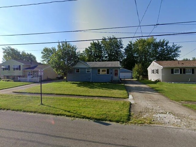 House image located at Elyria, OH 44035