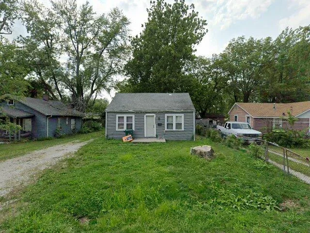 House image located at Decatur, IL 62526