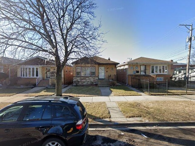 House image located at Chicago, IL 60620