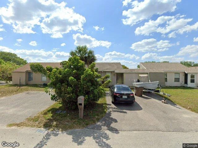 House image located at Fort Myers, FL 33905