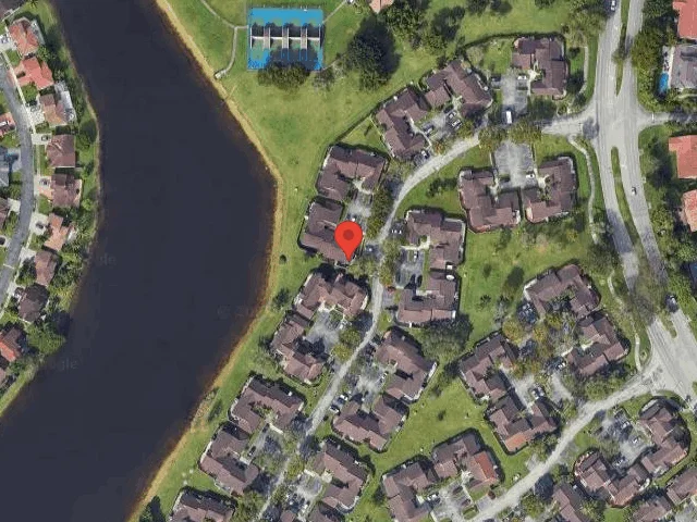 House image located at Miami, FL 33185