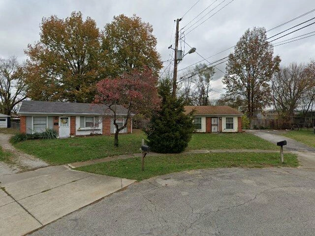 House image located at Louisville, KY 40218