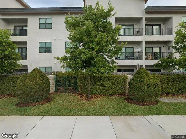 House image located at Miami, FL 33178