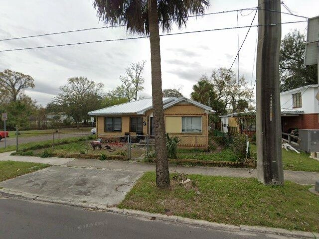 House image located at Anderson, IN 46016