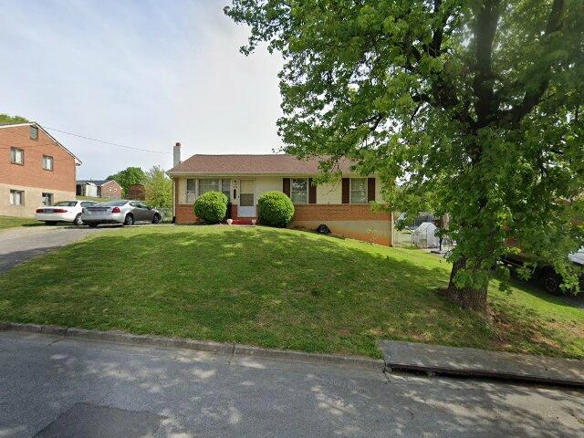 House image located at Gastonia, NC 28054