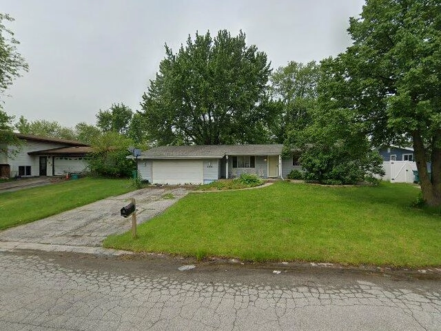 House image located at Valparaiso, IN 46385