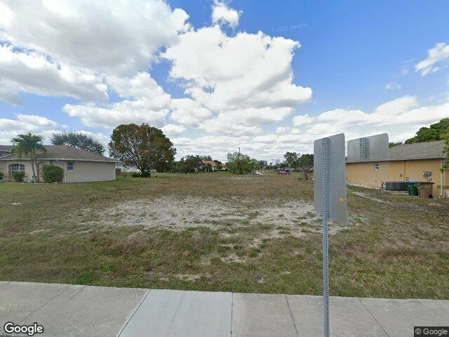 House image located at Cape Coral, FL 33914