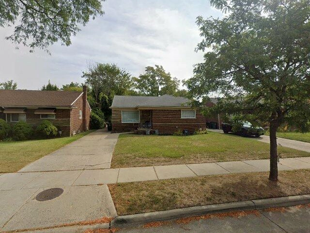 House image located at Oak Park, MI 48237