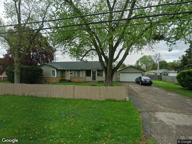 House image located at Aurora, IL 60506