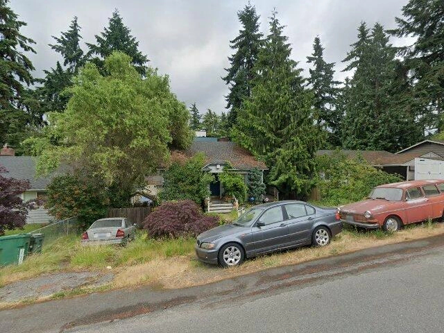 House image located at Seattle, WA 98133