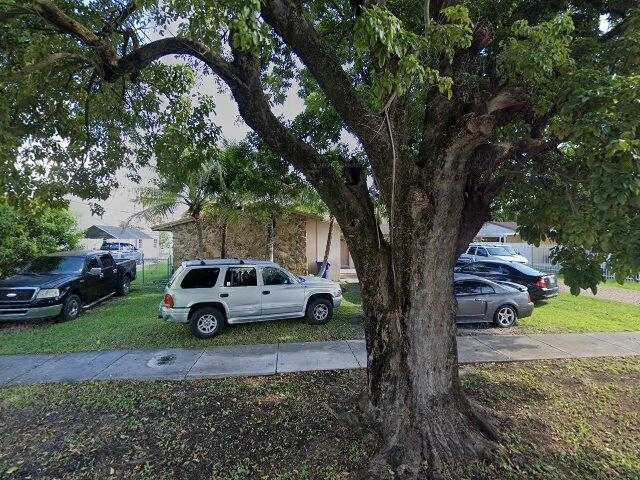 House image located at Miami, FL 33157