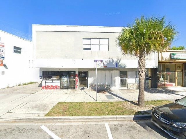 House image located at Miami, FL 33135