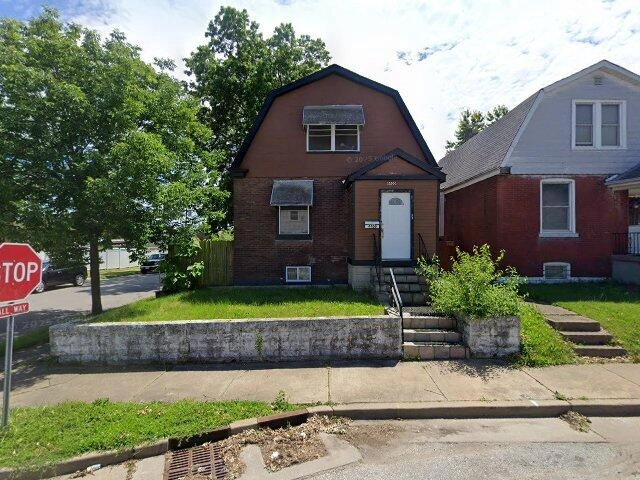 House image located at Saint Louis, MO 63116