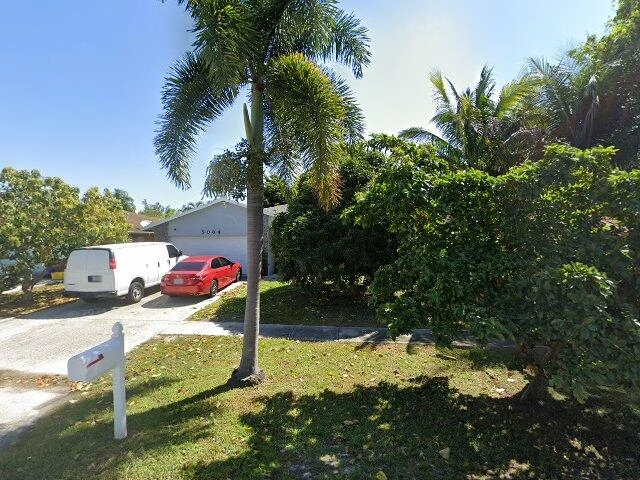 House image located at Lake Worth, FL 33463