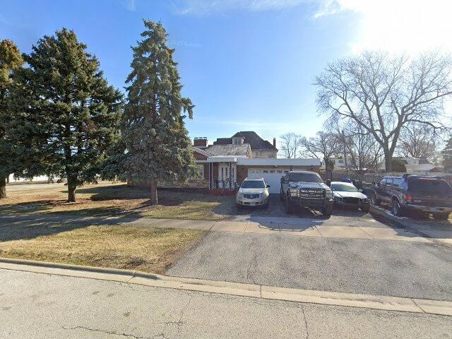 House image located at Burbank, IL 60459