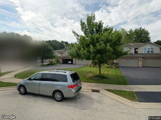 House image located at Roselle, IL 60172
