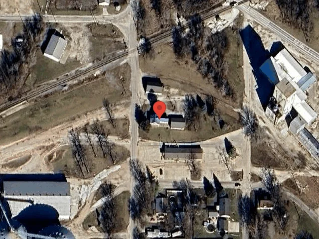 House image located at Farmer City, IL 61842