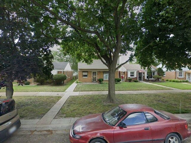 House image located at Chicago, IL 60643