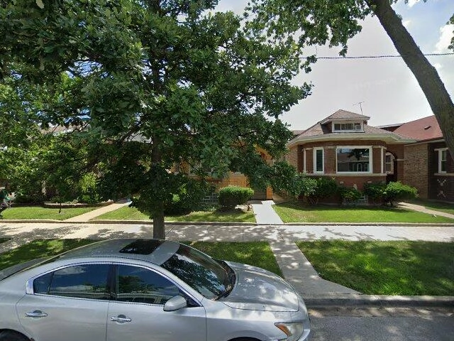 House image located at Chicago, IL 60620