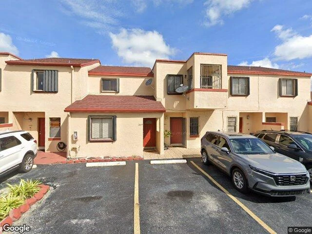 House image located at Hialeah, FL 33016
