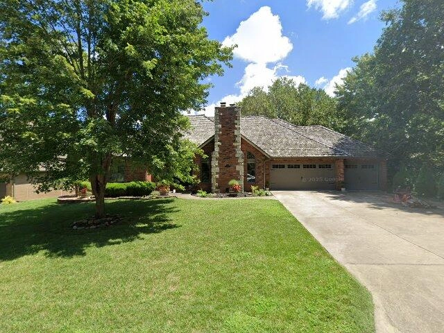 House image located at Springfield, MO 65804