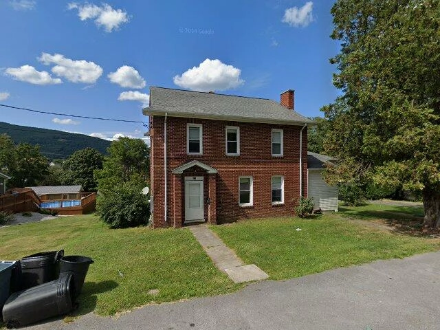House image located at Narrows, VA 24124
