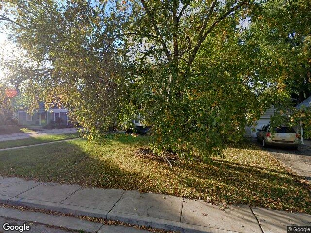 House image located at Elgin, IL 60123