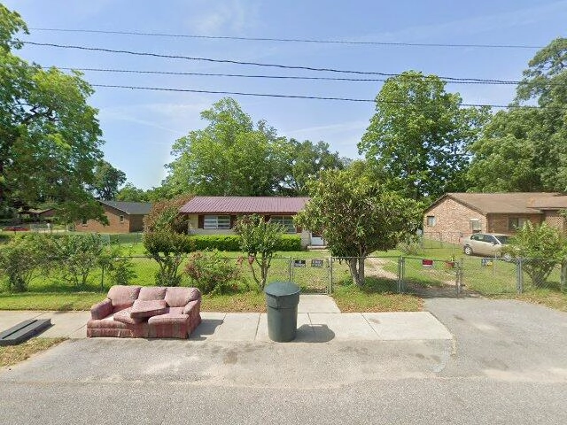 House image located at Pensacola, FL 32506