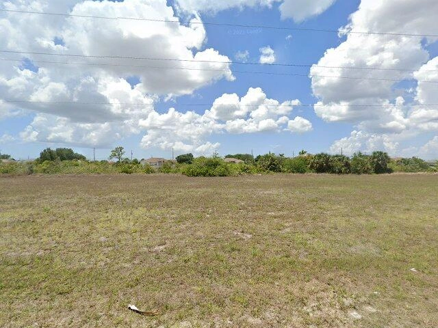 House image located at Cape Coral, FL 33909