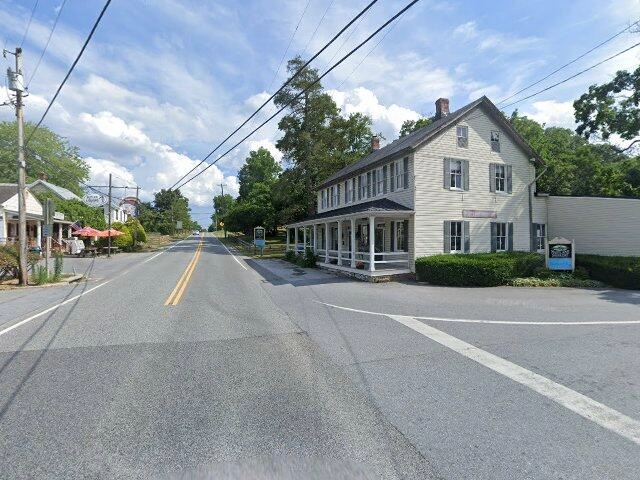 House image located at Greenleaf, ID 83626