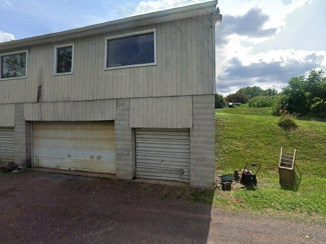 House image located at Coopersburg, PA 18036
