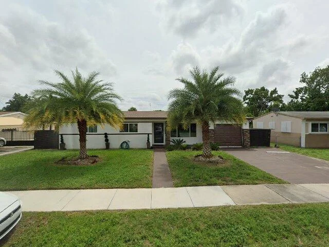 House image located at Miami, FL 33169