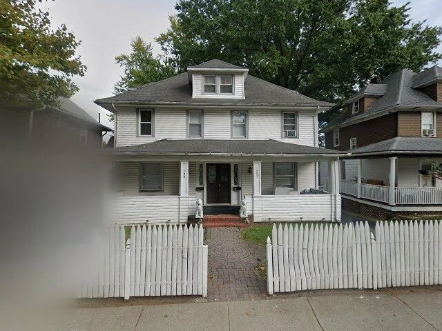 House image located at Ridgefield Park, NJ 07660