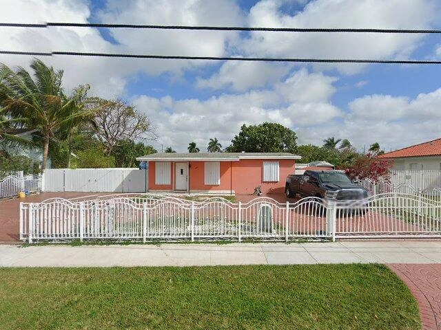 House image located at Miami, FL 33165