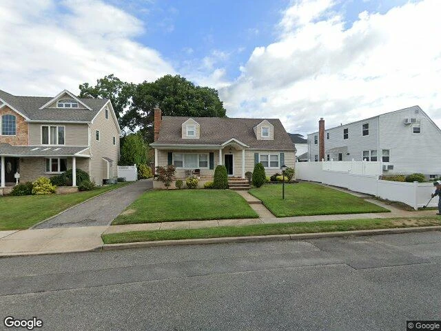 House image located at Franklin Square, NY 11010