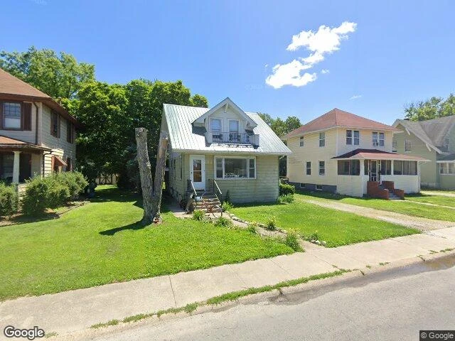 House image located at Carlinville, IL 62626