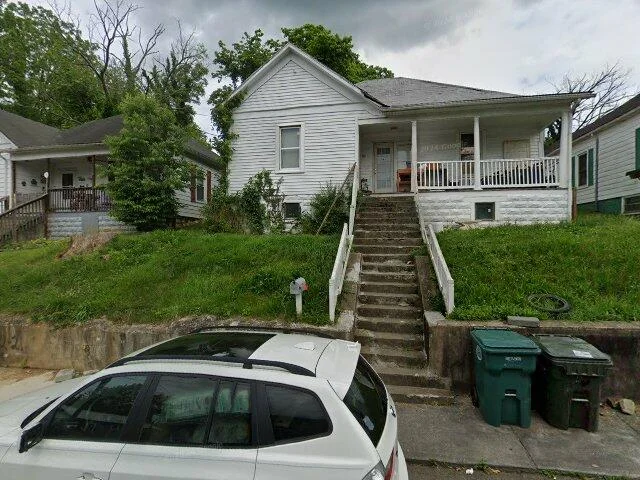 House image located at Bristol, VA 24201