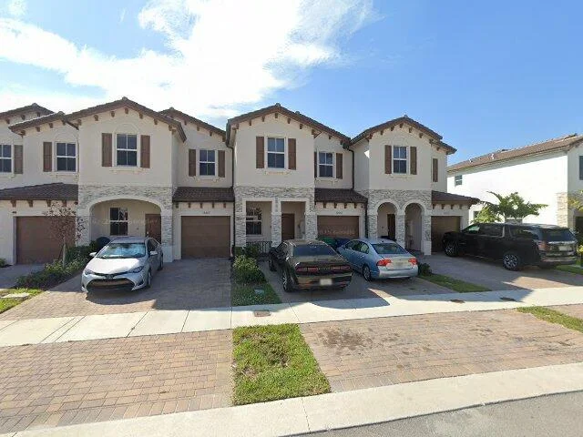 House image located at Miami, FL 33167