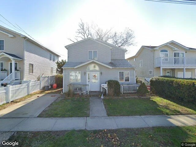 House image located at Island Park, NY 11558