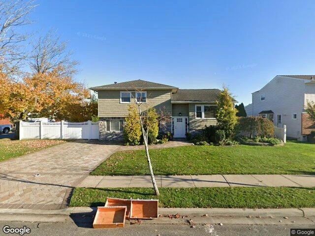 House image located at Island Park, NY 11558