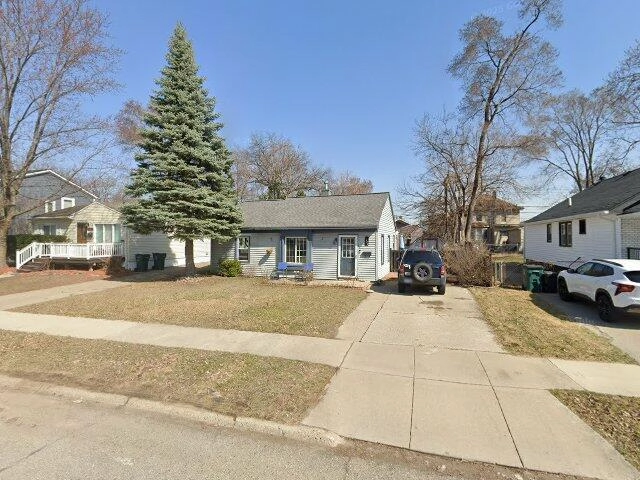 House image located at Ferndale, MI 48220