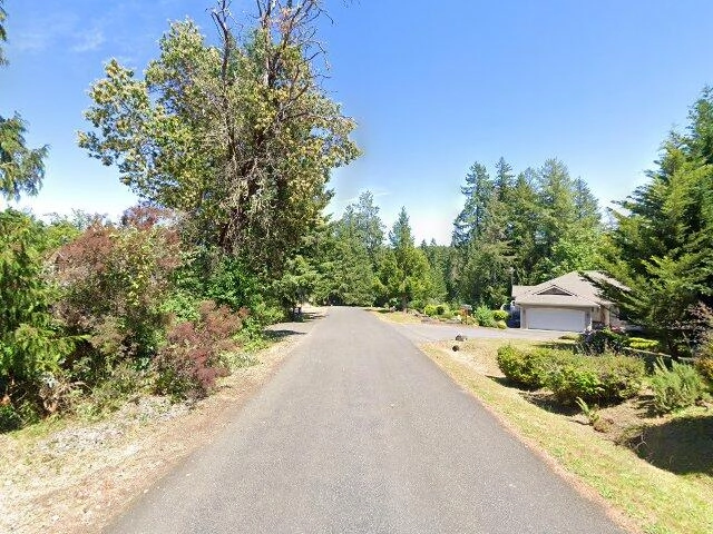 House image located at Bloomfield, IN 47424