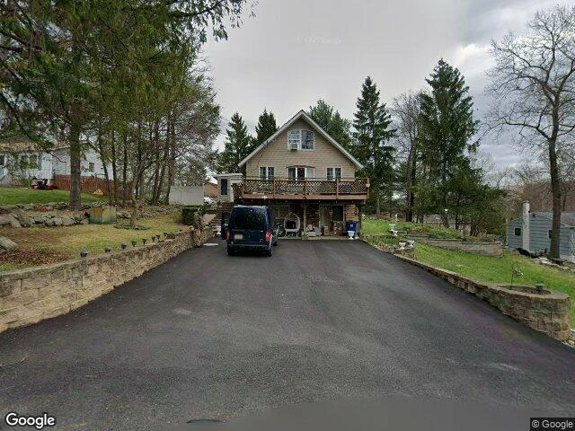 House image located at Hamburg, NJ 07419