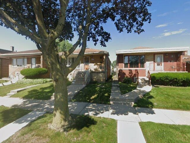 House image located at Chicago, IL 60617