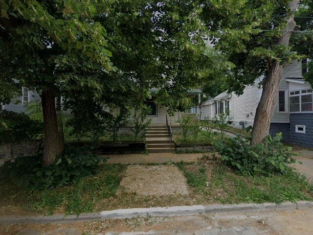 House image located at California, PA 15419