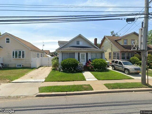 House image located at Freeport, NY 11520