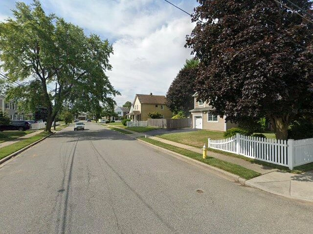 House image located at Franklin Square, NY 11010