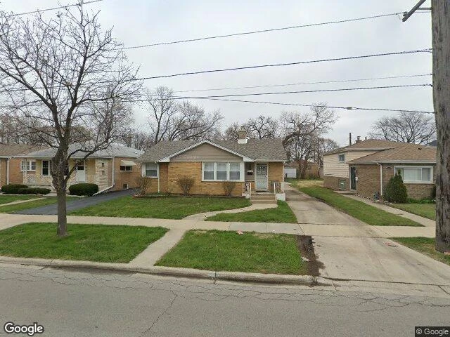 House image located at Bellwood, IL 60104