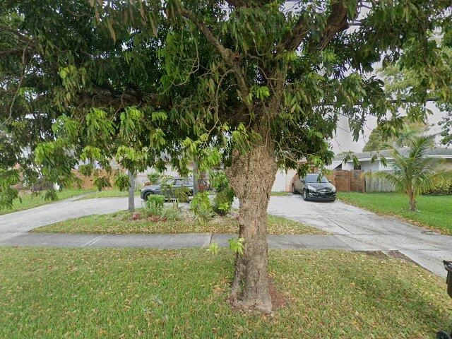 House image located at West Palm Beach, FL 33407