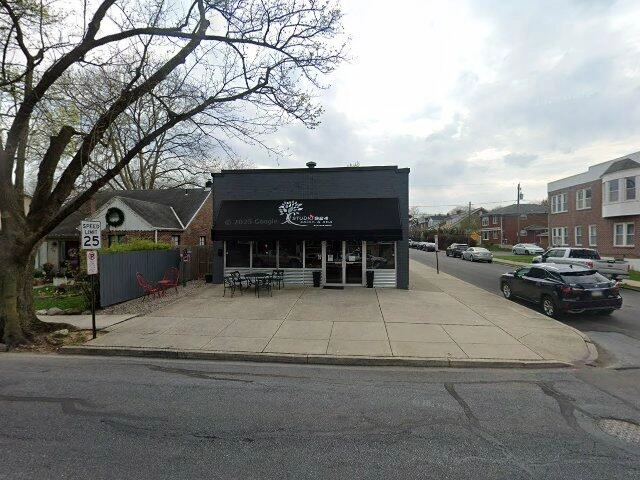 House image located at Camden, NJ 08105